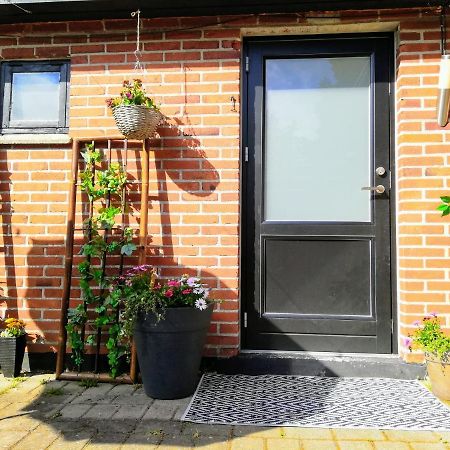 5Minute Walk To Lego House - Private Studio Room With Bathroom Billund Kültér fotó